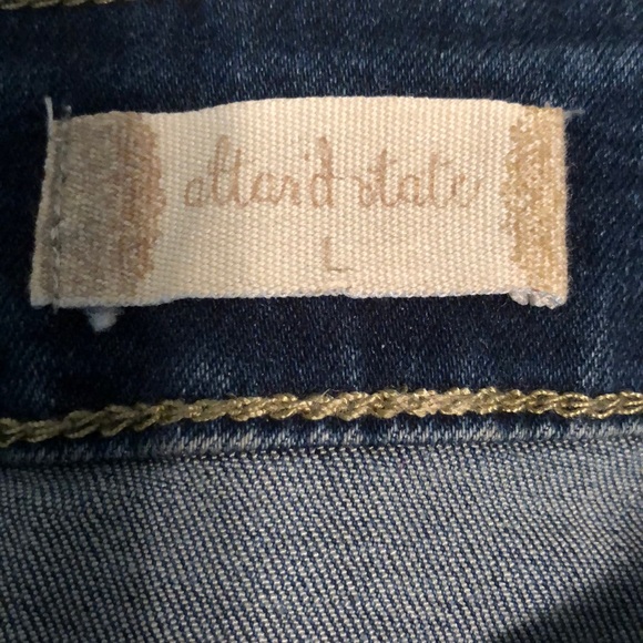 Button-down mini denim skirt - Picture 3 of 3